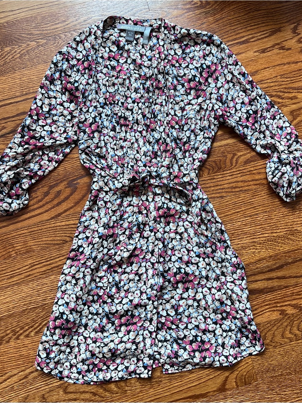 Maternity Daniel Rainn Floral Tie-Waist Tunic with Pink and White Flowers